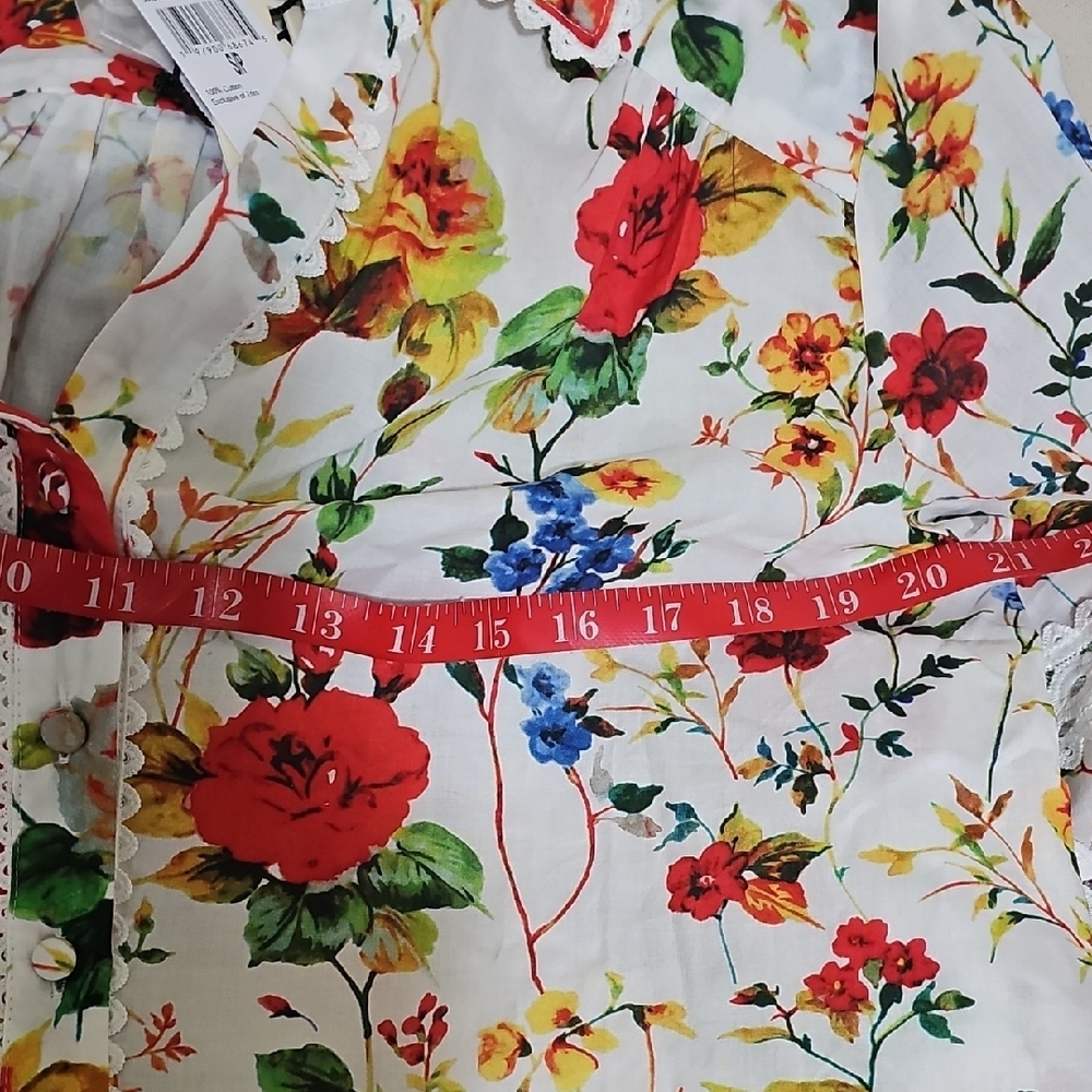 Florals For SPRING White Floral Button-Front Blouse with Red & Yellow Blooms - Picture 6 of 12